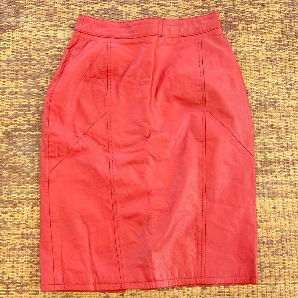 Vintage Red Leather Skirt Chia